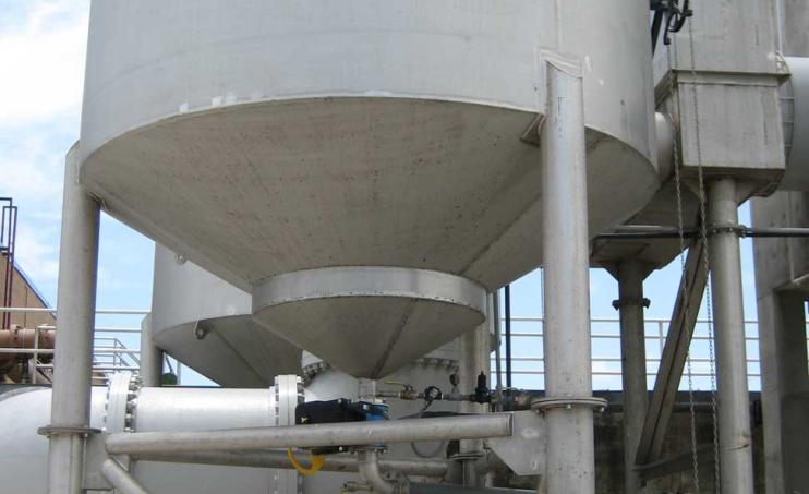 Single free-standing grit king system