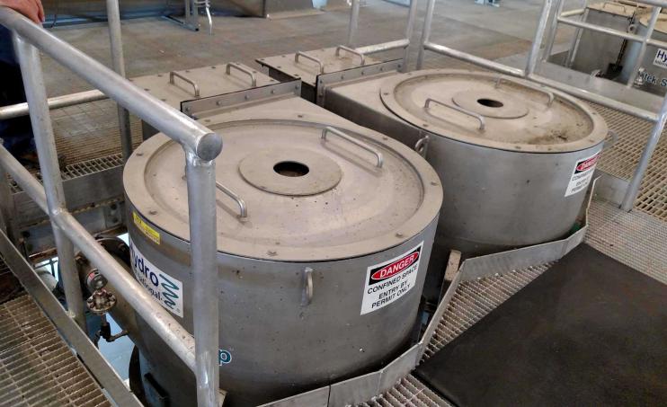 Top view of a 2 SlurryCup system